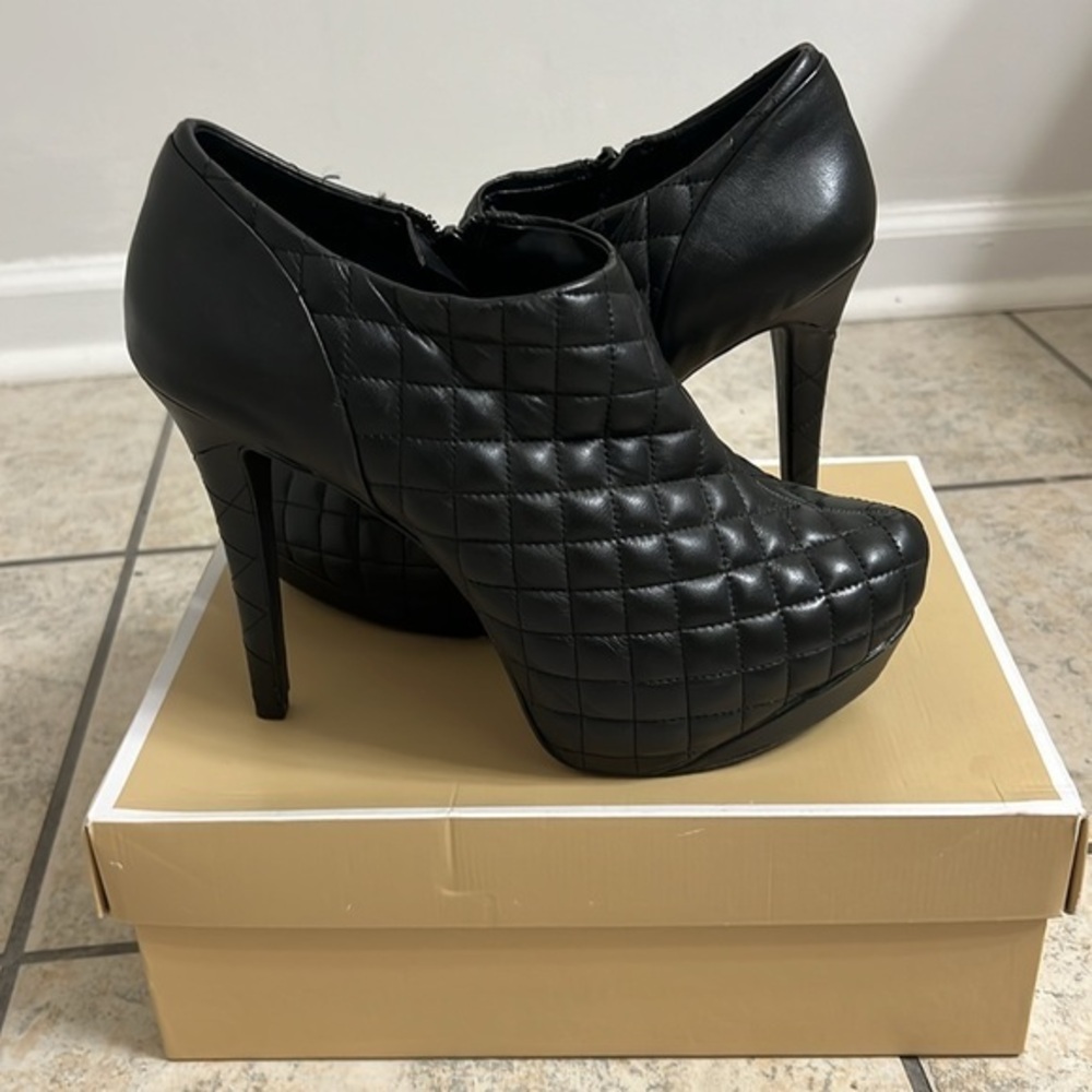 Gianni Bini Quilted Stiletto Booties, Excellent Condition, size 9.5